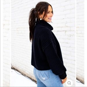 🆕Free People Be Yours pullover size S, comfortable soft and very warm